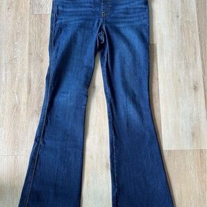 Spanx women’s blue midnight shade, high rise, flare jeans, size medium 30